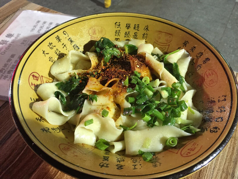 A Whirlwind of Noodles in Xi&#39;an